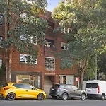 Chic Studio Unit In The Heart Of Rushcutters Bay