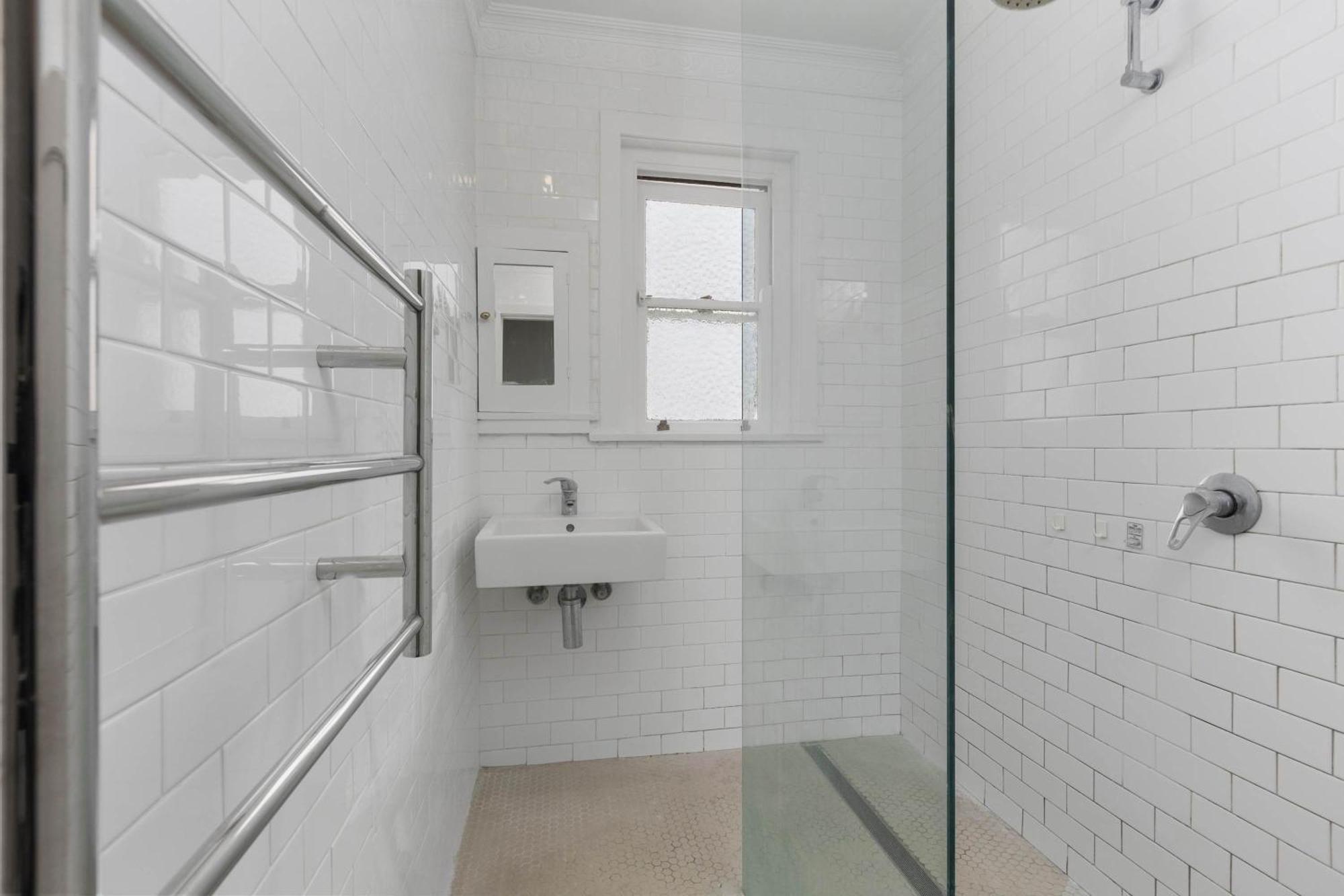 Chic Unit In The Heart Of Rushcutters Bay Apartment Sydney